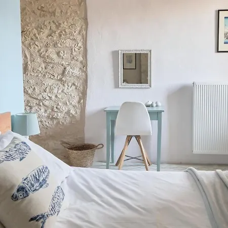 Chateau De Puissentut Couette-café Homps (Gers)