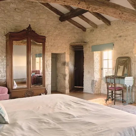 Chateau De Puissentut * Homps (Gers)